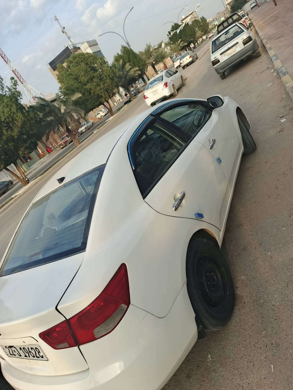 السلام عليكم ورحمه الله وبركاته اخواني الاعزاء سيراتو موديل 2011 اربيل دولي قبل شهر مجدد بأسمي سنويه 30 سياره جاهزه من مكينه گير حداديه تبريد تخم تاير شاشه كامره كهربائيات كله جاهزه بيهه صبغ بدون دواخل مكفوله شواصي حوظ تكم سعره 92 وبيه مجال للطيبين العنوان نجف اتصال ***********. واتساب موجود
