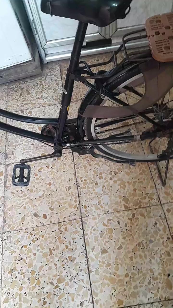 السلام عليكم هذا البايسكل للبيع حجم 26 والشراي خي راسلني وبخير ويتدلل


**إذا كنت صاحب هذا الإعلان وتريد حذفه لأي سبب، رجاءا أرسل رسالة إلى الدعم الفني**