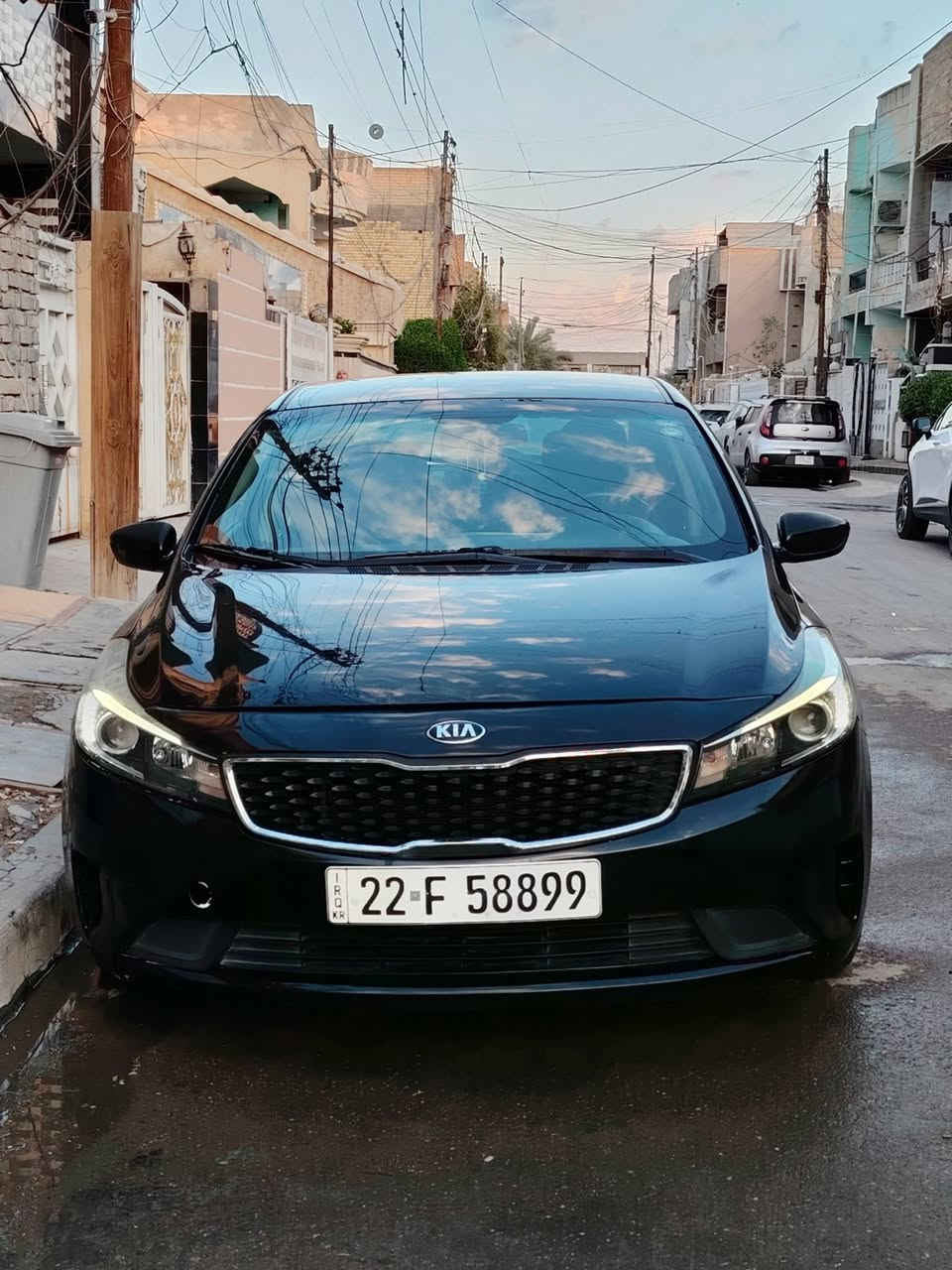 سلام عليكم كيا فورتي 2017 وارد أمريكي مكفوله من الصبغ وال تبديل ومكفول ايرباك وايضن شواصي ماشيه 75الف مواصفات تحكم استرين جهتين مود درايف شاشه كامره خلفيه سياره جاهزه من جميع النواحي سياره باسمي تحويل ثاني يوم موقع سياره بغداد رقم تلفون *********** السعر 120
