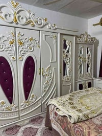 غرفه خشب عراقي صاج لون ابيض ما مستعمله هواي نضيفه كلش سعر 750وبيه مجال...