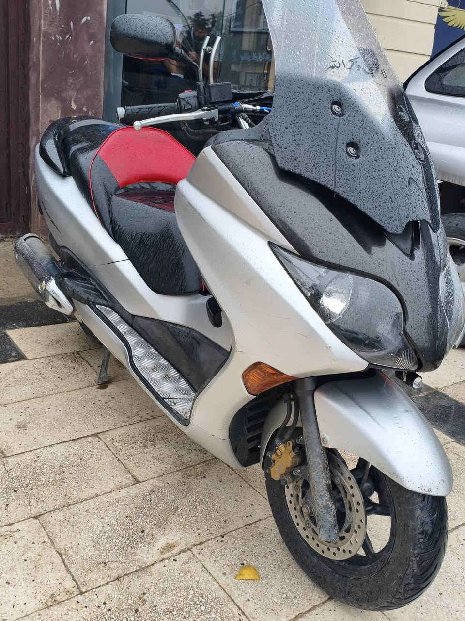 يا الله سلام عليكم
متاح فورزه 0/10
لو رصاصي موديل 2010
نضام ABS
كير وليسه عميه 
شلعه معدل شك لكاع 
ضافه شاشه برادو حجم 10انج
مكفول كماله عامه 
سعر 12 قفل بدون تعامل 
ميعجبك سعر اكو غيرها 
مكاني ديالئ بعقوبه  وحيانن بغداد 
منواجد 
رقم ***********اسيا 
رقم ***********اثير
