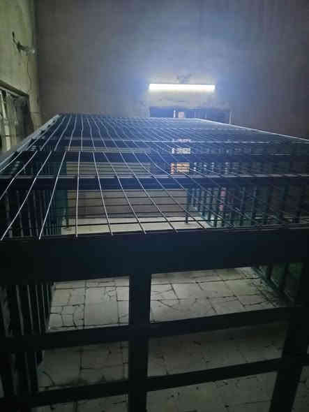 السلام عليكم محجر كنتر للبيع 
***********
السعر خاص
