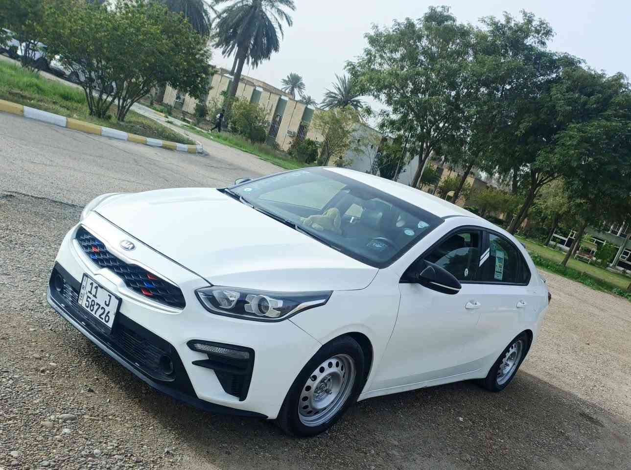 السلام عليكم كيا فورتي موديل 19 وارد امريكي بيها قطعه مبدله بنيد الصبح كمقلات محرك 2000 كير اي تي مكان بغداد ابو غريب السعر 120 وبيها مجال بيع او مراوس، ***********
