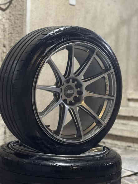 السلام عليكم 
تخم ويل XXR حجم 19 توسايز مميز جدا 
جوكر يرهم على  كوري-ياباني-امريكي-الماني

مع اطارات / ويل اصلي 

مكاني بغداد شارع فلسطين
توصيل عدي 

***********
***********
