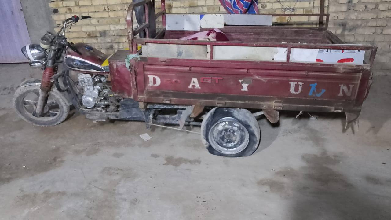 للبيع دايون اوراق اصولي مكان نجف براكية مكينه 25جديدة ستوتة بيه بس تاير طاك واذا تاخذة ابدله الك تاير وترهم مراوس هم سعر تصل ع لحط ‏‪0785 518 9456‬‏
