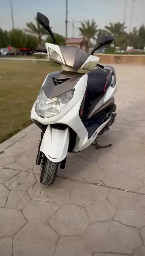 السلام عليكم دراجة سكنس فحل نوزل خطين الدراجة كلشي شغالة بيهة
المكان بغداد الحسينية 
الاستفسار ***********
