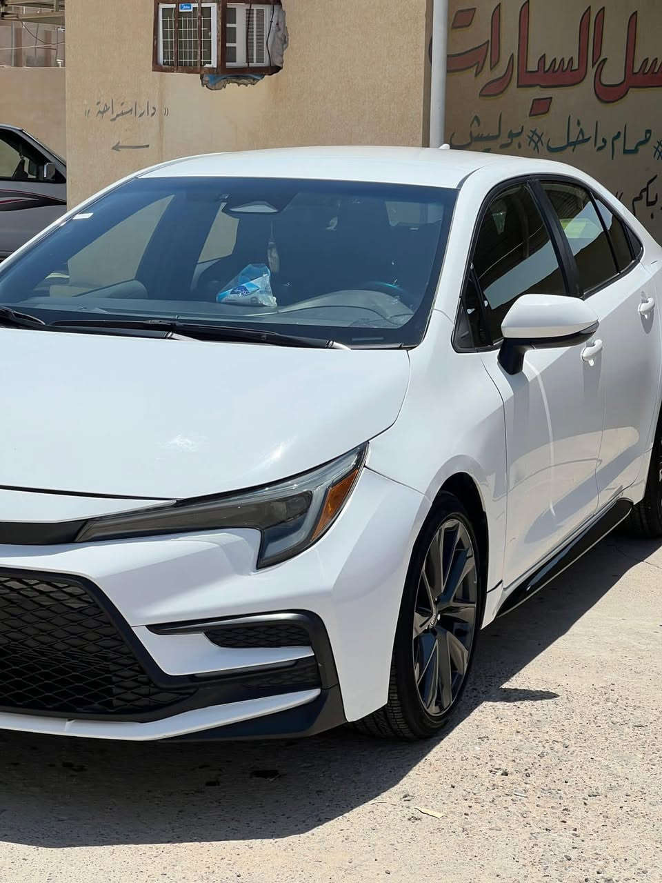 سلام عليكم 
كورلا للبيع امريكي
موديل 2024
رقم فحص حره تسجل جميع محافظات 
ضرر موجود بل منشور 
سياره جاهزه 
السعر 158 
الرقم ***********
