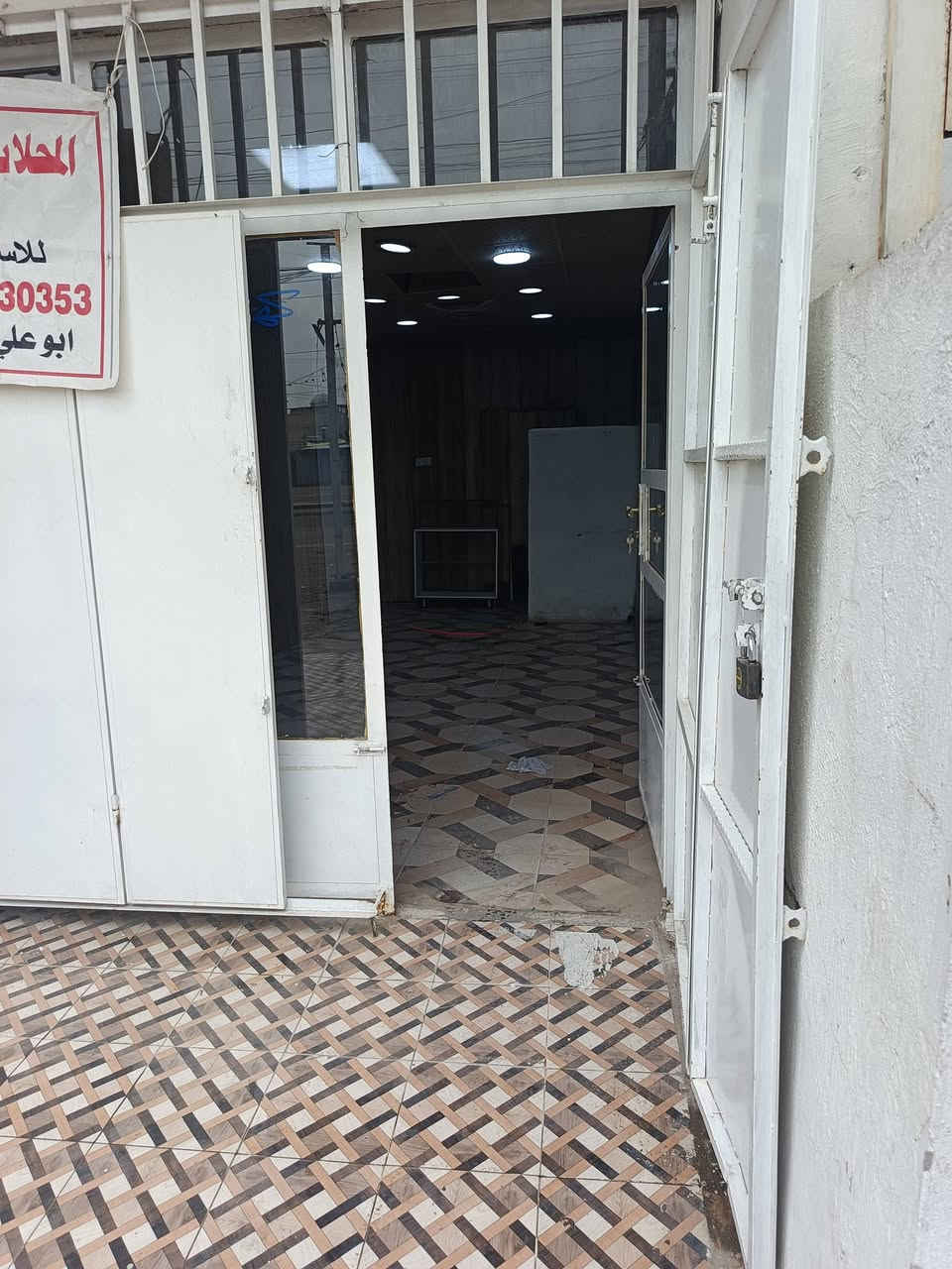 محل لليجار على شارع الشهداء مقابيل العماره البيضاء


**إذا كنت صاحب هذا الإعلان وتريد حذفه لأي سبب، رجاءا أرسل رسالة إلى الدعم الفني**