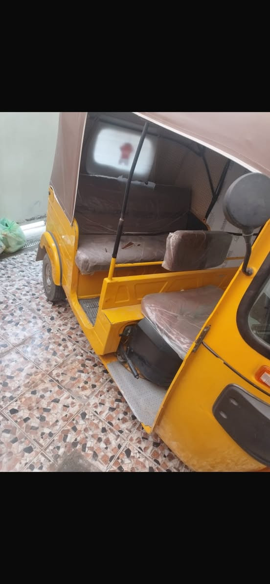 السلام عليكم تكتك موديل20 تكتك نضيفه 
الرقم ***********
