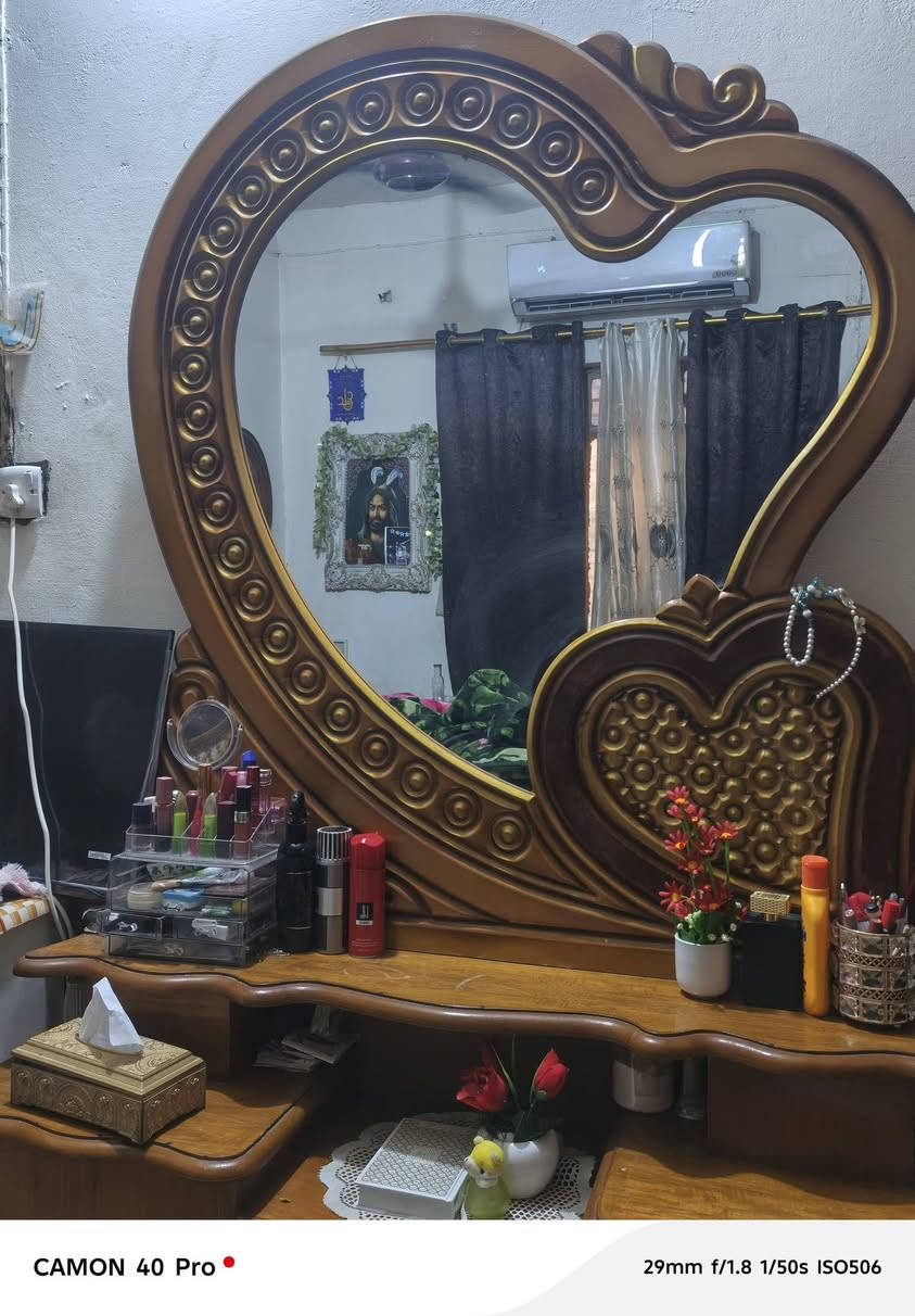 غرفة اخشاب جديده كلش ضخمه وعملاقه مرتبه صاج الغرفه متانه وقوه ملكيه الاتصال ***********
