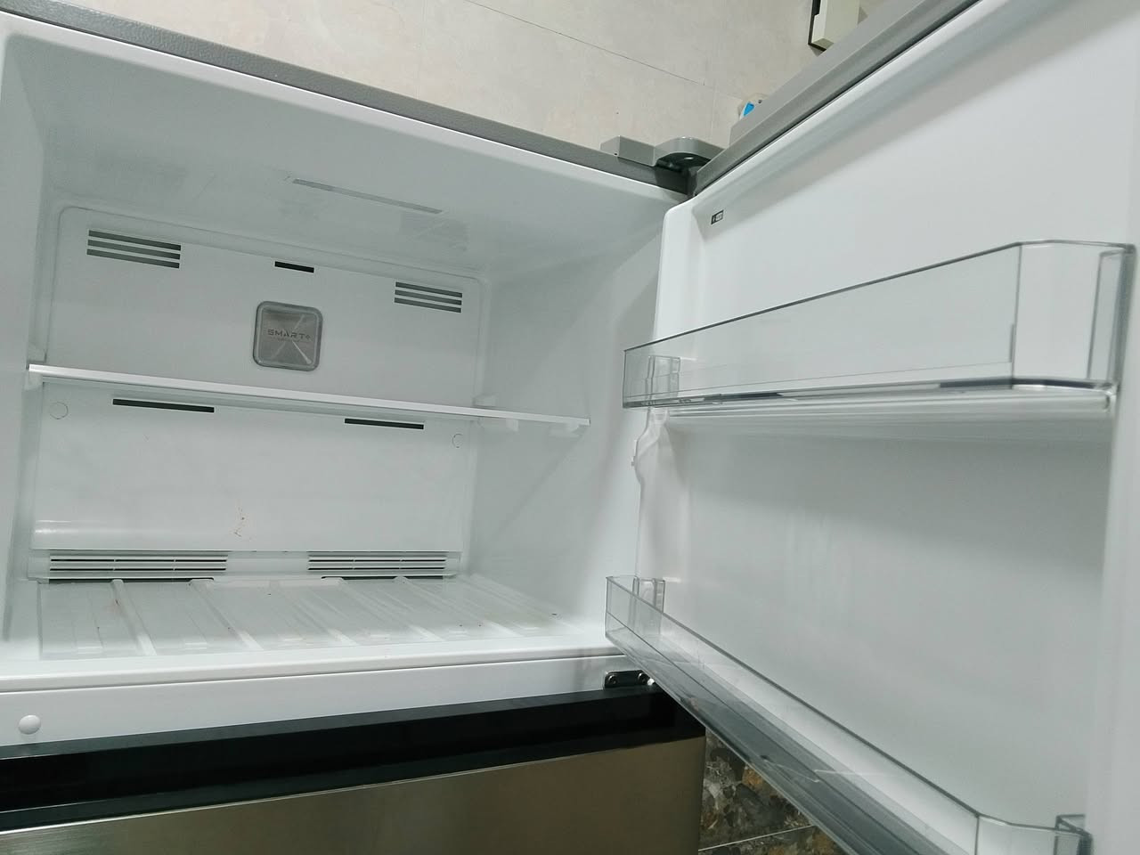ثلاجة ميديا حجم كبير  اخت الجديدة مواصفات عالفحص
مكانه نجف 
سعره 600
سبلت هايسنز انفيرتير 2 طن سعر 650


**إذا كنت صاحب هذا الإعلان وتريد حذفه لأي سبب، رجاءا أرسل رسالة إلى الدعم الفني**