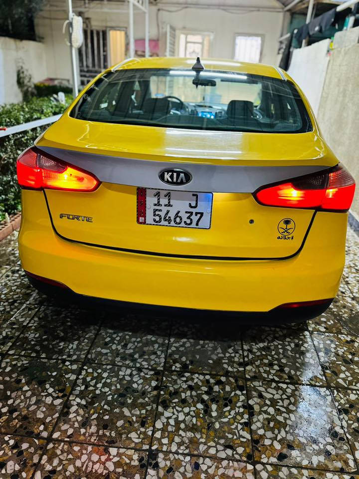 كيا فورتي وارد امريكي ٢٠١٤ السعر ١٠٥
حادث قبق جنطه شبر والصندوك راجع نفسه
السياره كلهه ليبل واحد
مكينه جديده مكفوله ١٨٠٠ دوش طابوكه لاتنقيص ولاتبخير ولادوانز 
تخم تاير جديد
دوشمه جديده 
صدر امامي خلفي جديد 
شاشه اماميه كامره خلفيه
لايت زنون

تحويل ثاني يوم مكان الدوره ***********
