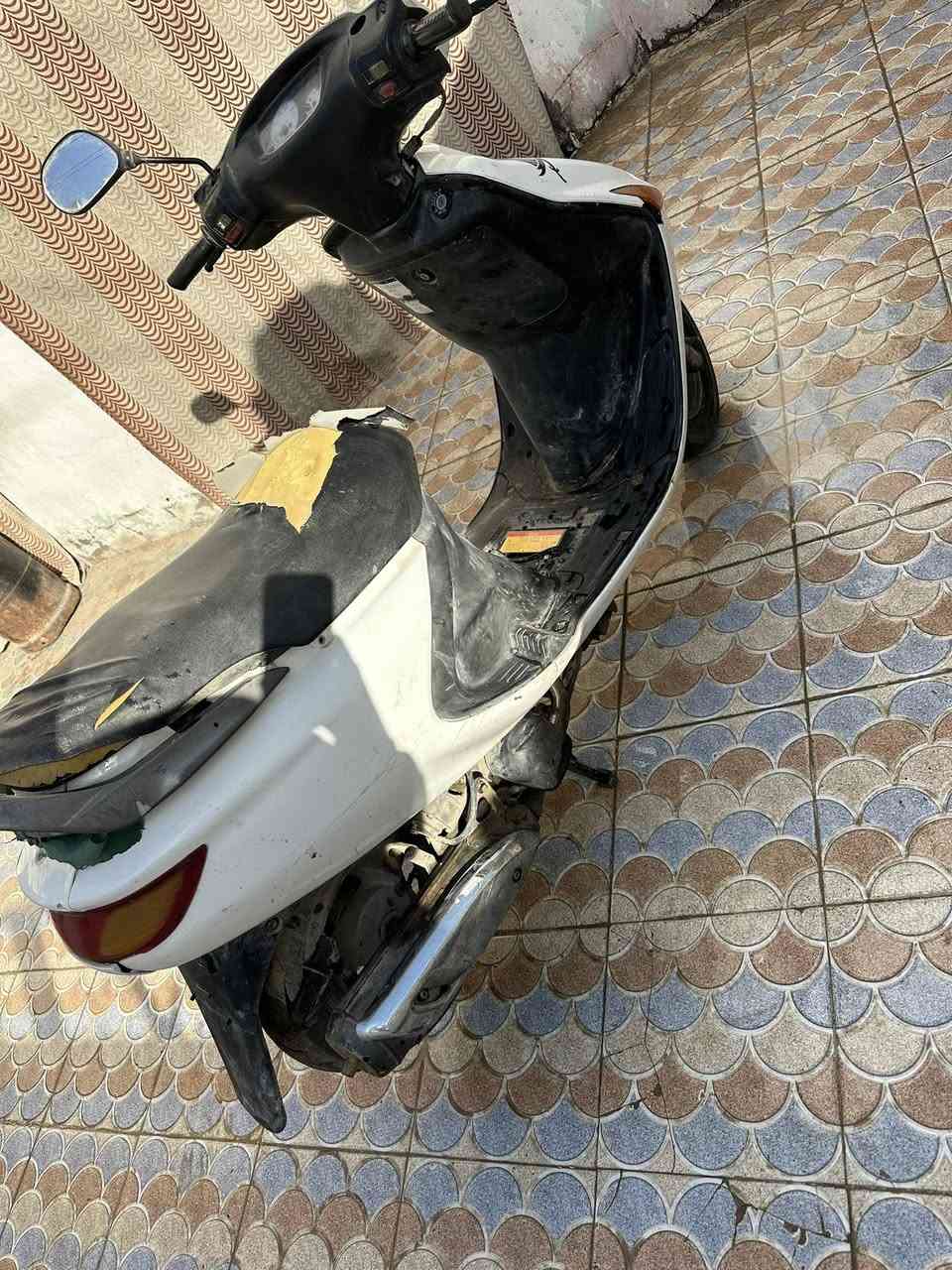 دراجه فراشه  نضافه سبعين بلميه عنواني شارع ٨٠ سعره 400الف اوبيه مجال هاده رقمي (***********)
