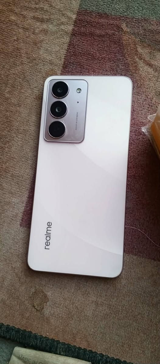 جهاز redlme  c75x 
جهاز جديد صار شهر من شتريته ذاكره256ضد الكسر ضد الماي
جهاز جديد كلش شوفت عينك للبيع او مراوس ب ايفون وانطي فرق حسب القناعه مكاني ديوانيه عفك  رقم تليفون***********.وتساب
