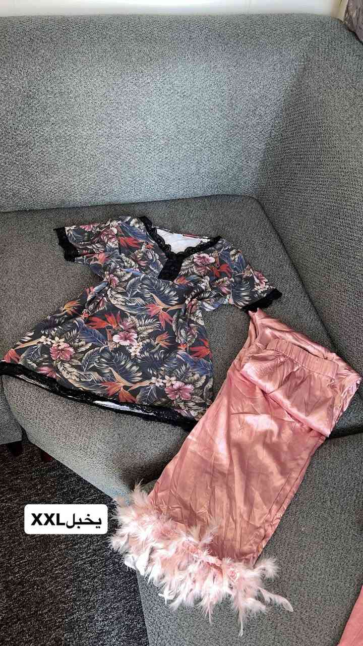 حبايب تراكات تجنن كل ٣ ب١٠ جمال ودلال القياس داخل الصور الحجز خاص يوجد توصيل لجميع المحافظات ٥


**إذا كنت صاحب هذا الإعلان وتريد حذفه لأي سبب، رجاءا أرسل رسالة إلى الدعم الفني**