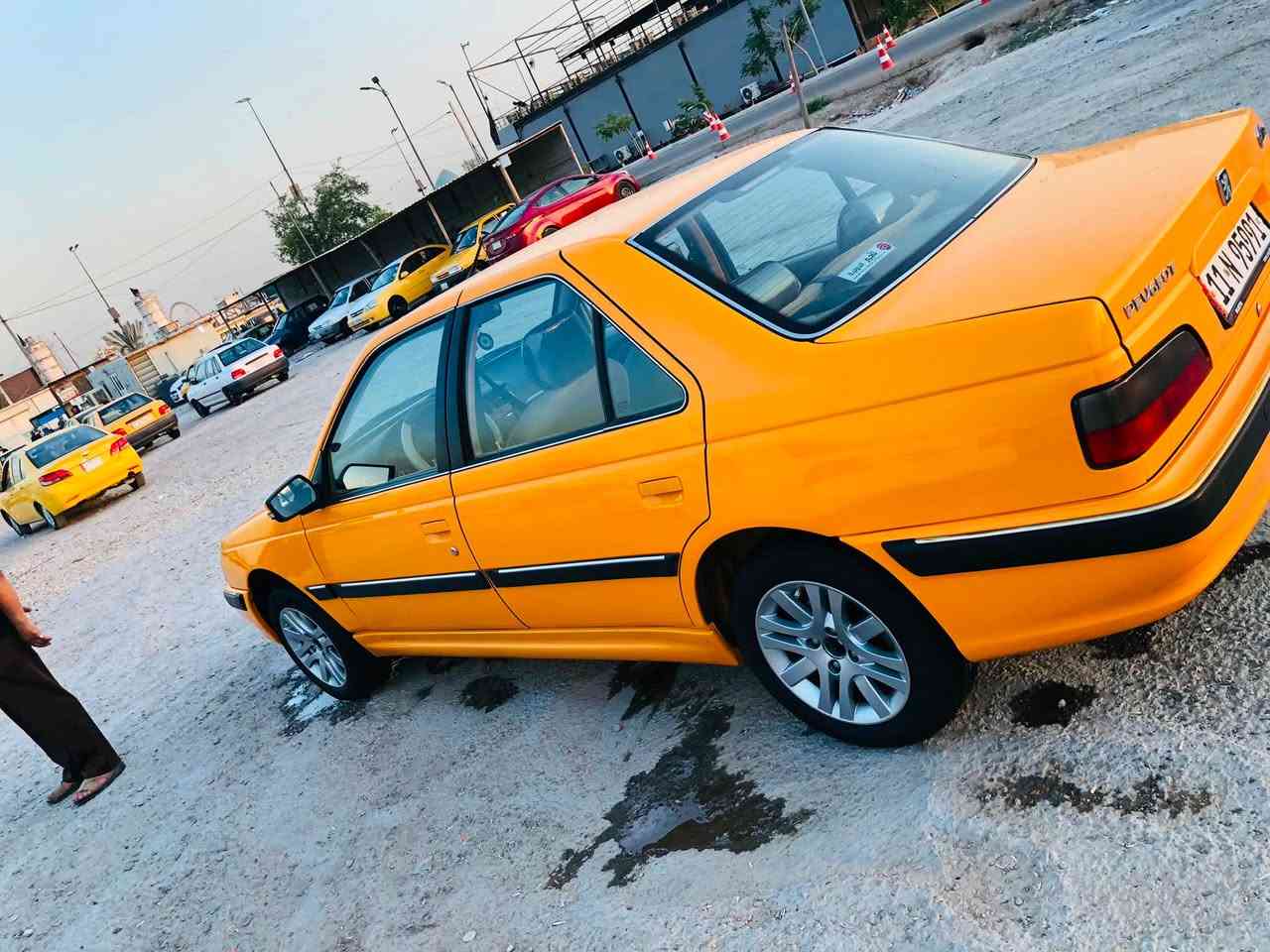 بيجو بارص موديل 2023 كفاله عامه منضومة غاز ماشيه 54الف اسبير منازل كشن كهرباء مري شفط دوشمه عام سياره حره وبسمي والعنوان بغداد (***********)
