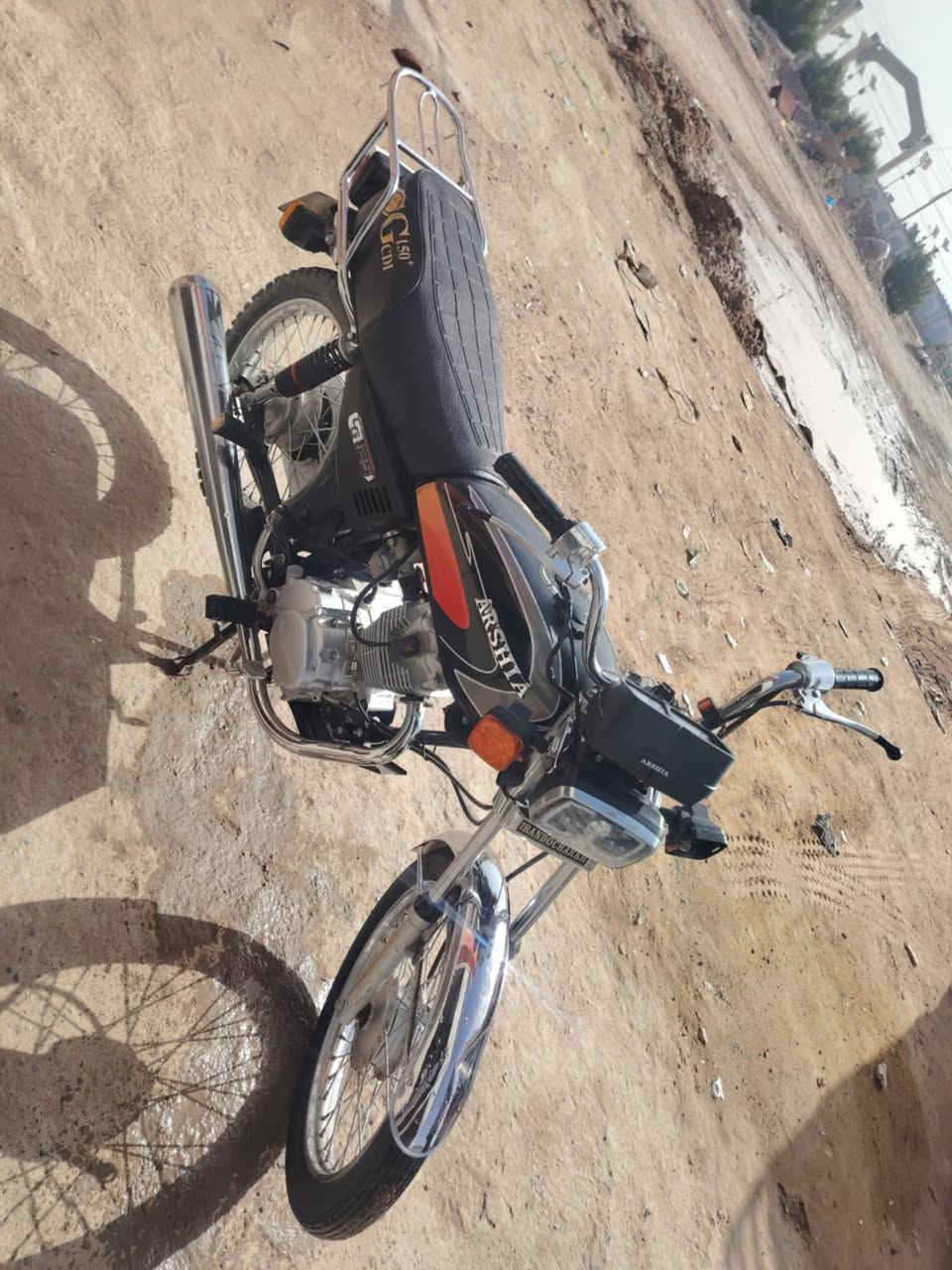 دراجه رقم نجف بااسم صاحبها
مديل درجه 2021 الون أسود
دراجه بس ولفات مفتوحه
سعر مليون 100 بيه مجال قليل


**إذا كنت صاحب هذا الإعلان وتريد حذفه لأي سبب، رجاءا أرسل رسالة إلى الدعم الفني**