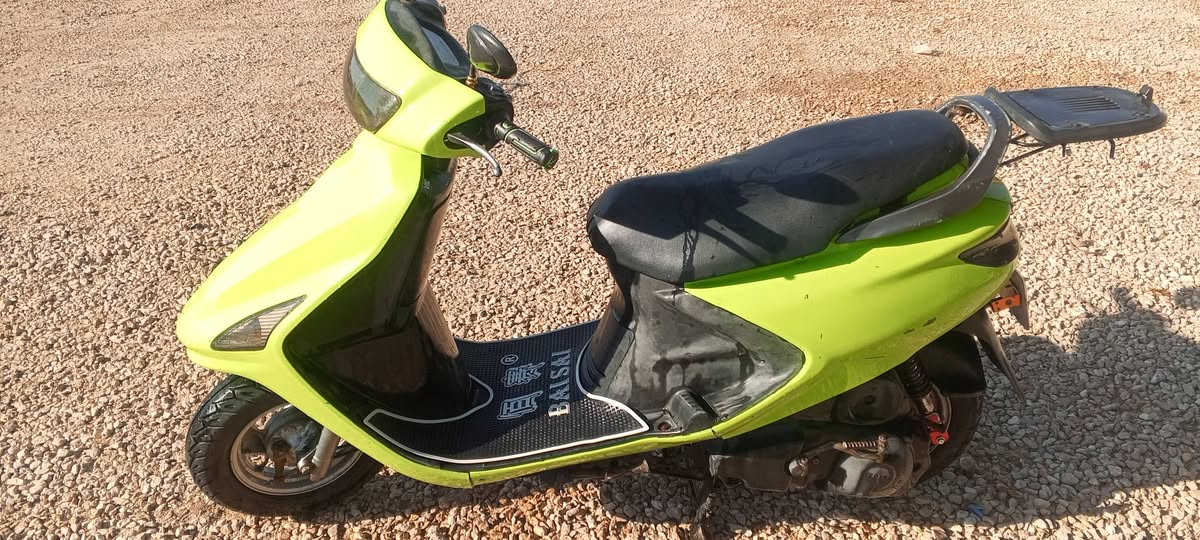 السلام عليكم
دراجه فراشه للبيع مستعجل

دراجه نظيفه 

دبلات شغاله 

عداد بانزين وعداد سرعه شغال 

تايرات جدد

تعلاوه دبل جديد

قايش جديد

دراجه نظيفه 

مكان مشخاب 

السعر 550 وبيها مجال


**إذا كنت صاحب هذا الإعلان وتريد حذفه لأي سبب، رجاءا أرسل رسالة إلى الدعم الفني**