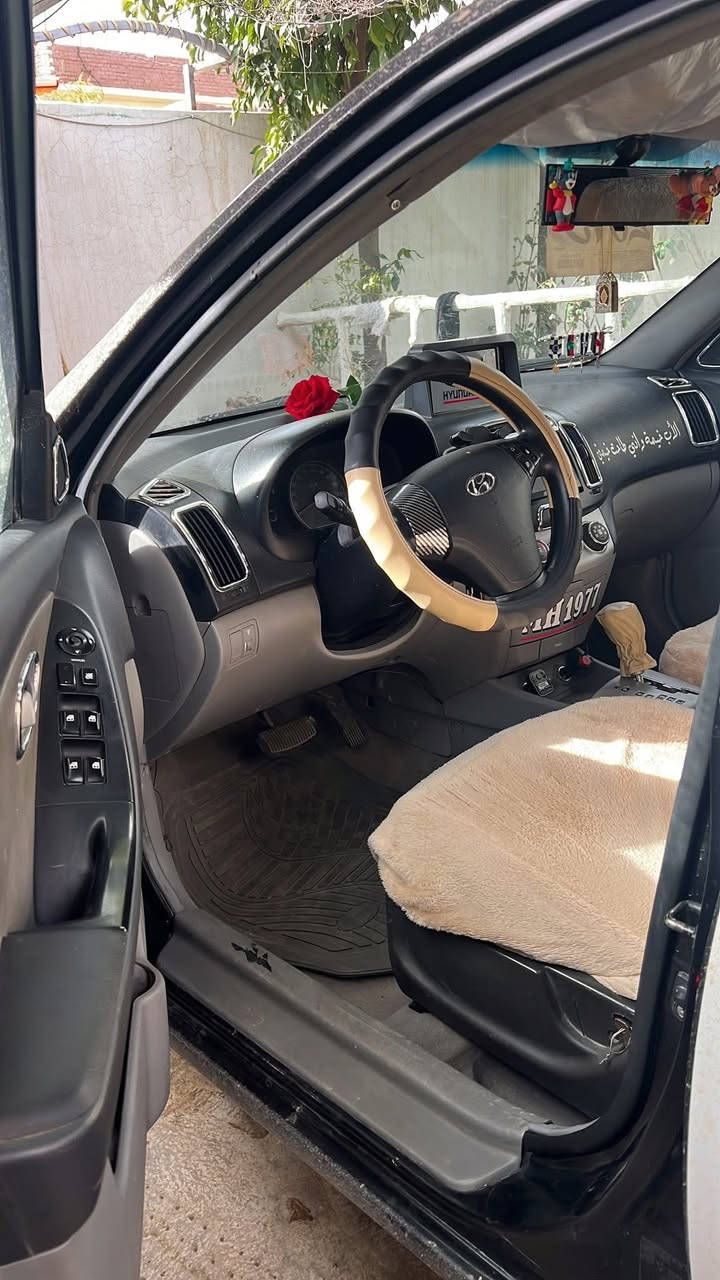 للبيع
النترا كص ادوات  

موديل 2009

محرك كير شرط 

تخم تاير جديد

كهربائيات كلها شغاله  

اربع دسك 

السياره جديده بمعنى الكلمه آحلا من آلصور مكان السيآره كركوك الأستفسار آتصل ع صاحبها 

‭0782 236 5915‬
