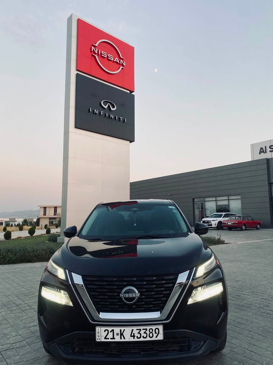 نيسان روگ موديل 2023 SV
سه نه وي تازه يه تا 2030 گيرو مه كينه ي به شه رت نه كراوه ته وه پيش و دواي كه پسه و ده عمي نيه ئه ر باكي هيجي نه ته قيوه دوو درگاي گوراوه به بيلاد  ناو درگايه كي كه مي بوياخي هه يه 
 گير شه فت و سوكان شاشه گه وره يه  ئاوينه راداره ته حه كوماتي كاملي سه ر سوكانه  كامل لايت زينونه ناوي زور جوان و تازه يه
ته نها ٢٠ هه زار روشتوه هيج مه سره فيكي تيا نيه 
سعري 127گه  لاو مه جاليكي كه م له سليمانيه
***********
***********
