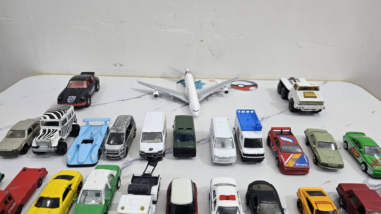 سيارات حديد اصلية حجم 64 العدد 36 قطعة 
بيهن ثلاث قطع كبار سعر الشلعة 50 الف بدون توصيل قفل 
تريد مفرد القطعة الفين دينار 🔥🔥


**إذا كنت صاحب هذا الإعلان وتريد حذفه لأي سبب، رجاءا أرسل رسالة إلى الدعم الفني**