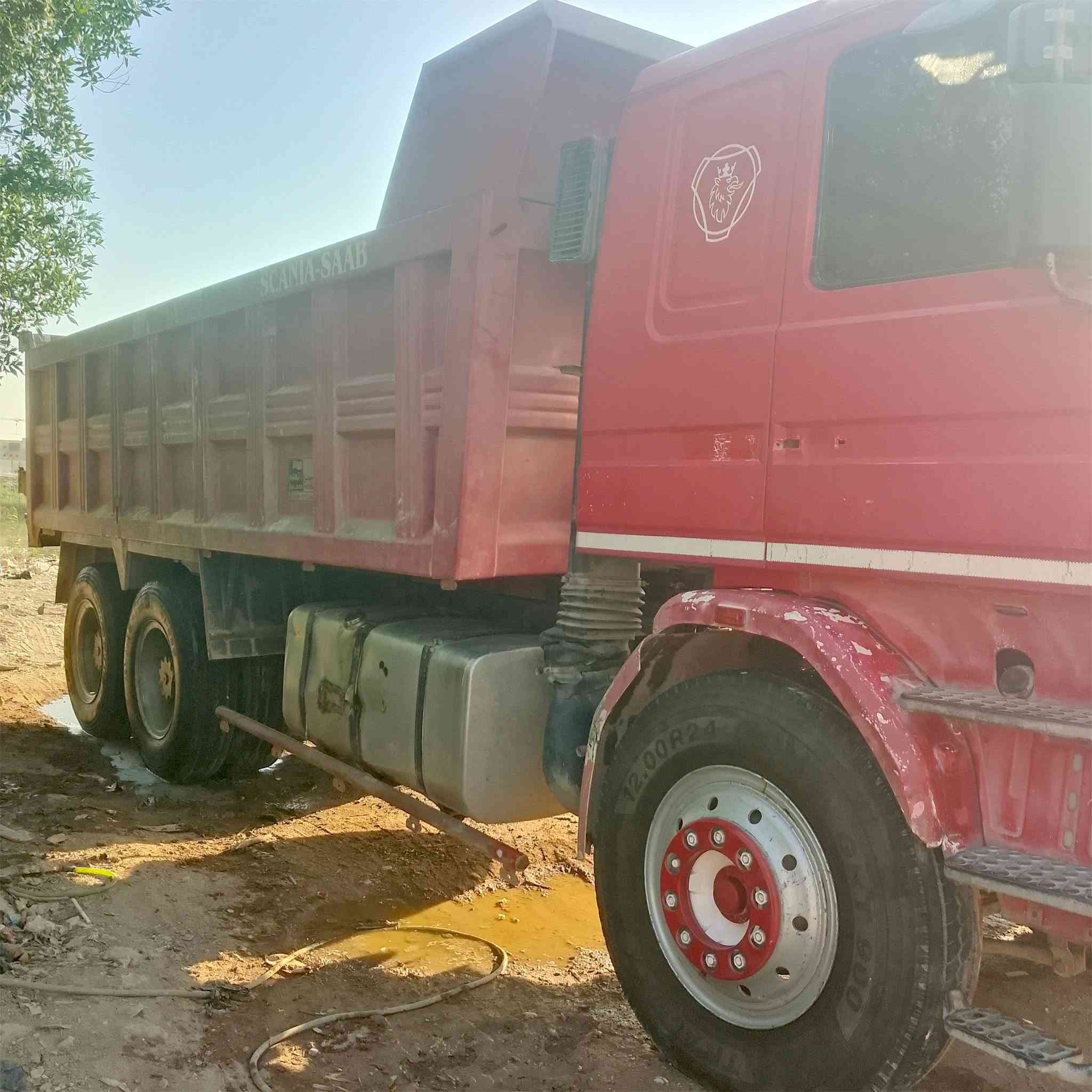 سكانيا للبيع 113 مكينه 88 سوده مجموعه مان نص جيف عوزها زوج تاير كير 5 ب 5 بغداد مدينه الصدر السعر 180 ورقه  *********** موديل 92
