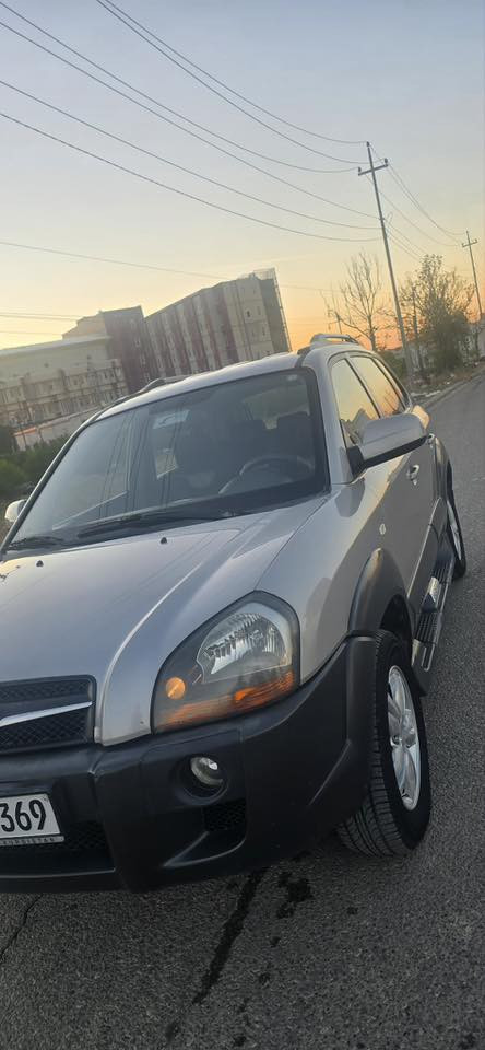 السلام عليكم
تكسون 2009 بدون صبغ بدون بارد 
مكفوله
مكان السياره اربيل
للاستفسار-***********
