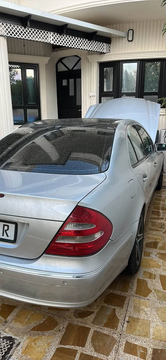 Mercedes Benz e320 2003
فول فول مواصفات
پانوراما
کشن جلد
کوشن کهربایی 
کشن هیتەر
کشن خزن
سوکان کهربائی
حساس خلفی و امامی
تایرات جدید
تخم جدید
منافیست ابراهیم خلیل غرامات شرط
2022 داخل بوی
سیارا ل ئاکرێ 
سعر 90$ و مجال
*********** اكر, نينوى
