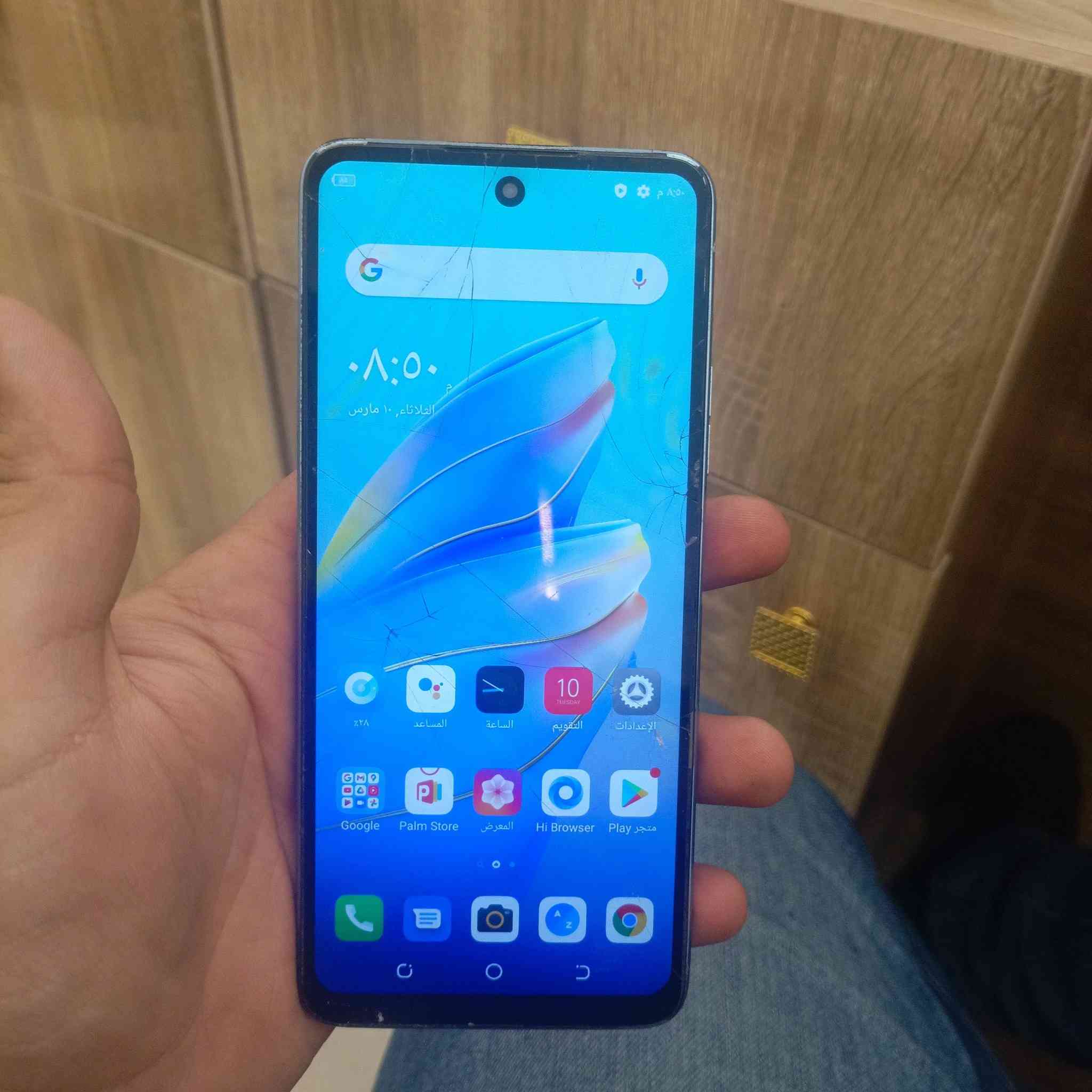 كامون 17 برو 
ذاكرة 256 
ابيعه على وضعة 35 مع التوصيل قفله 
***********
