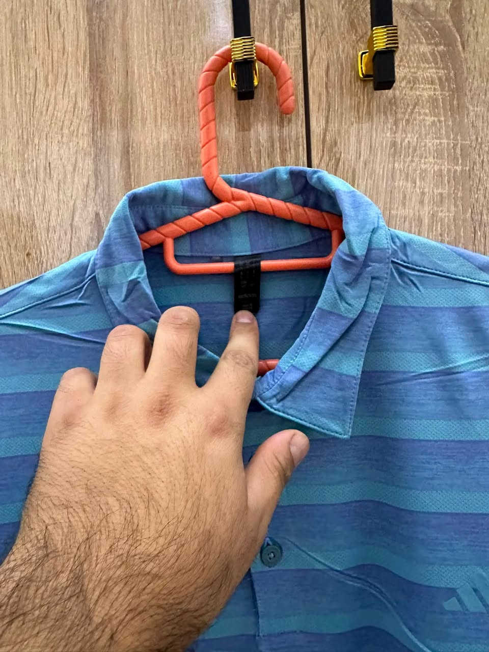adidas 
تيشيرت ياخه اصلي وكاله غير مستخدم
اصدار حديث
القياس L


**إذا كنت صاحب هذا الإعلان وتريد حذفه لأي سبب، رجاءا أرسل رسالة إلى الدعم الفني**