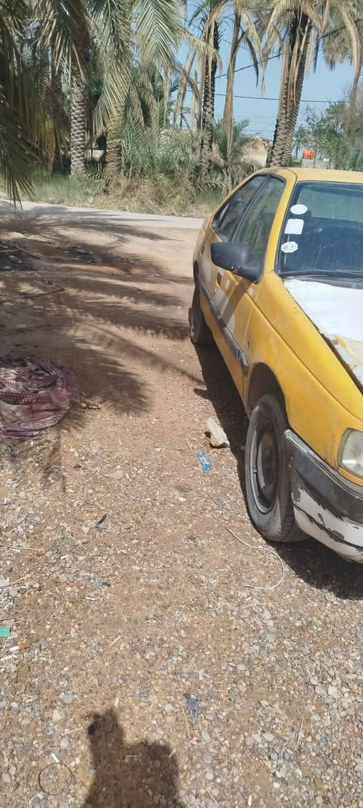 السلام عليكم 
بيجو 405 جيلكس موديل 2012 صدامي بغداد سنويه عظم مااندل راعيها مكينه وكير مكفولات تخم تاير ويل اسود ترايك 160 السعر 9 مكاني كوفه ***********
