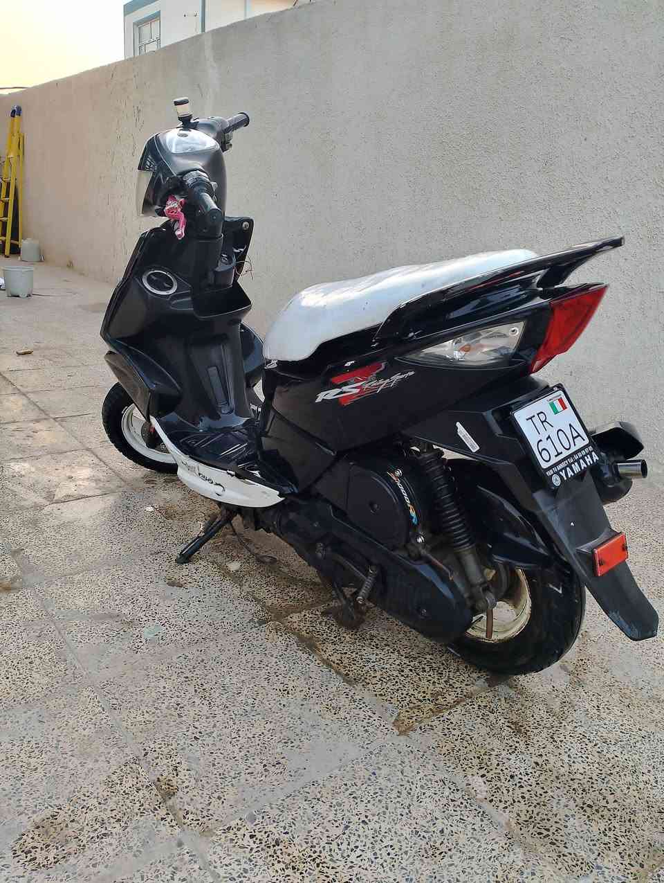 للبيع ماكس مضلع موديل 2023 جاهزة السعر 350 وبيه مجال بسيط مكاني مقابيل منشاة نصر زملة حمدي ***********
