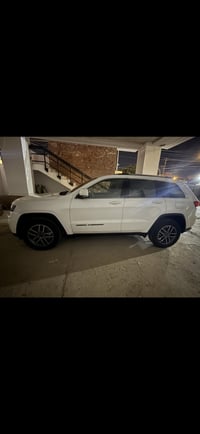 جراند شيروكي • ٢٠١٩ • ٧٠٠٠٠ كم