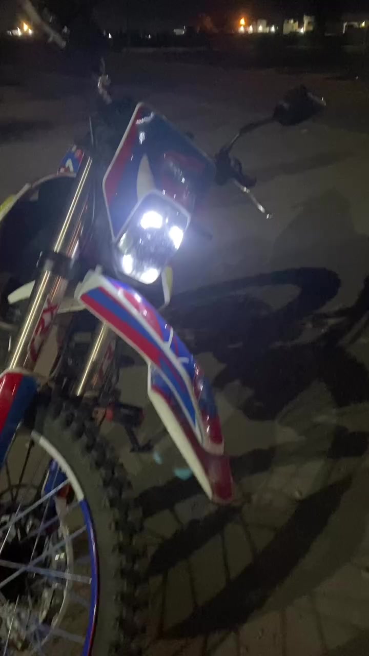 السلام عليكم قفاز سي آر اكس محرك ٣٥٠ يرادله ولفات سعر الولفات ٤٠ مروس ب سي آر اكس ٣٠٠


**إذا كنت صاحب هذا الإعلان وتريد حذفه لأي سبب، رجاءا أرسل رسالة إلى الدعم الفني**