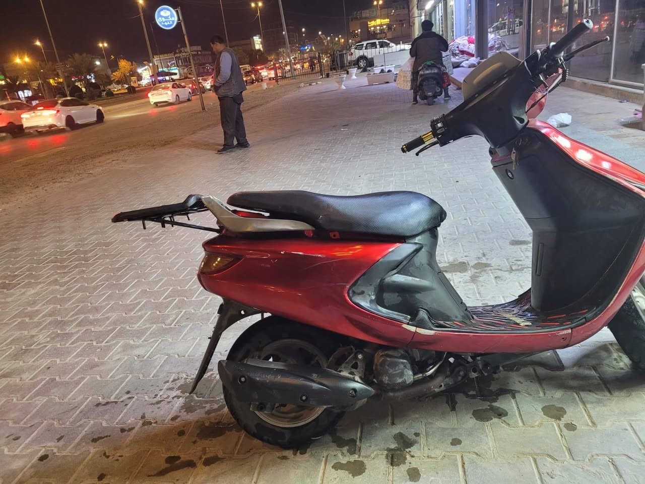 سلام عليكم فراشه للبيع دراجه نضيفه مسويله أدامه تخم كهربايات نكره سلف كله جديد محرك ناعم مال جناي 
سعر ٤٠٠

***********
