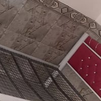 كاونتر مرمر • سرير حديد • استعمال قليل