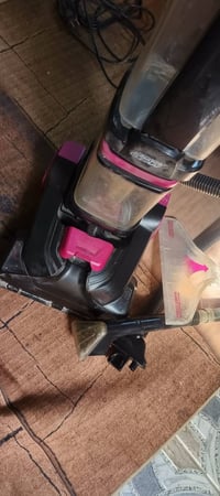 مكنسة غسيل وتنشيف • مفتوحة • مايكرويف مستخدم