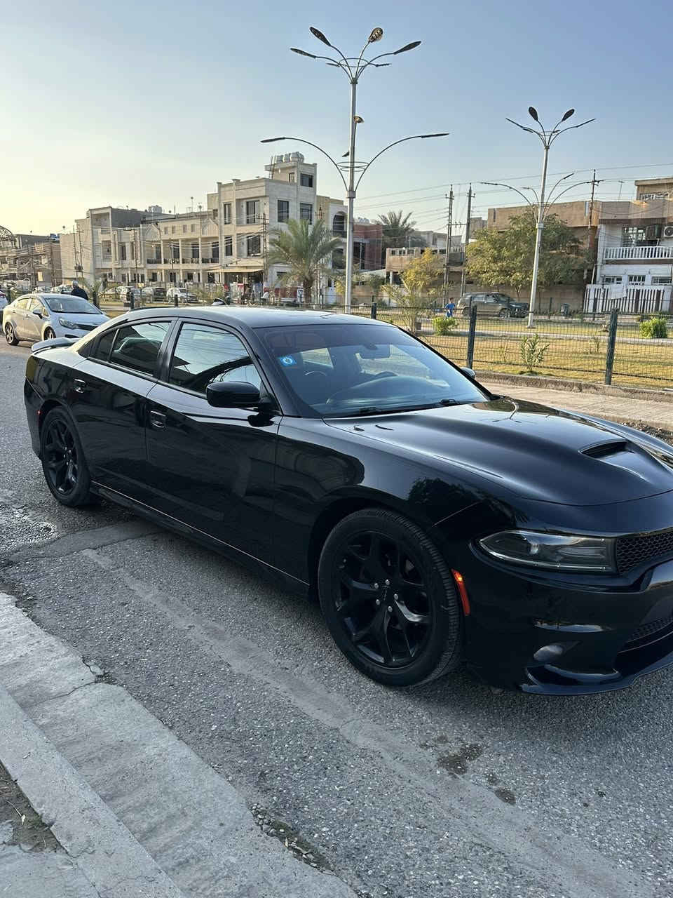 السلام عليكم
جارجر 2019 GT اصل فول ماعده الفتحه مكينه 6 سلندر
(3600)
رقم بغداد ب اسمي
حادثها جاملغ امامي وباب
ايرباك دركه ودشبول وراجع سستم
مواصفات 
كشنات جلد وكنتاره + تدفئه وتبريد + خزن ميموري و حضن
كشنات اماميه كهرباء 
تحكمات ستيرن فول 
تدفئه ستيرن
حساسات خلفيه وكامره دواره
شاشه كبيره
شفتات ستيرن
ستيرن كهرباء
مري جانيه رادار وهيتر وقلاب
تشغيل عن بعد
قطعتين تبريد
دگمه SUPER TRACK PAK
سستم سماعات ALPINE 
السياره كامله مابيها اي نقص 
وصور الحادث موجوده ع خاص
السعر 203 وبيها مجال
مكاني بغداد
***********
