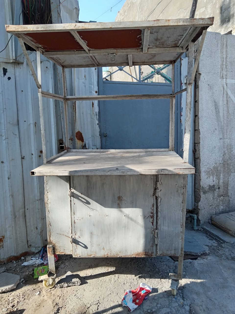 جنبر جاي يرهم كشك يرهم كلشي يصير للبيع السعر 150 بي مجال قليل المكان بغداد الشعلة حي الجوادين للتواصل واتساب  *********** بغداد, العراق
