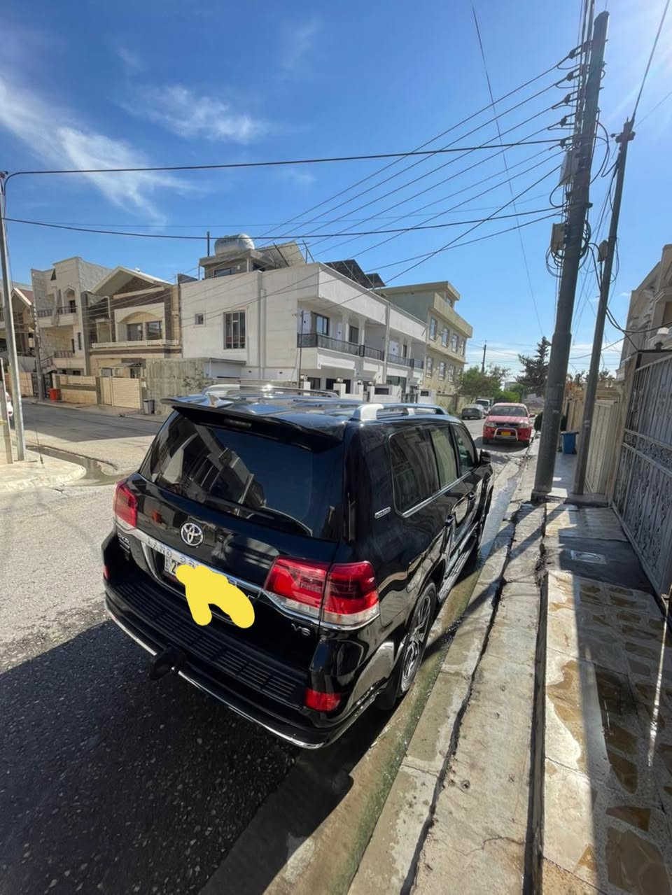 السلام عليكم
لاندكروزر للبيع 

الموديل 2020

كراند تورينك 

صندوق كهرباء 

دشبول لكزز 

رقم اربيل 

رصعه كما موضح في الصوره فقط

السعر 515 وبيها مجال بسيط 

***********
***********
