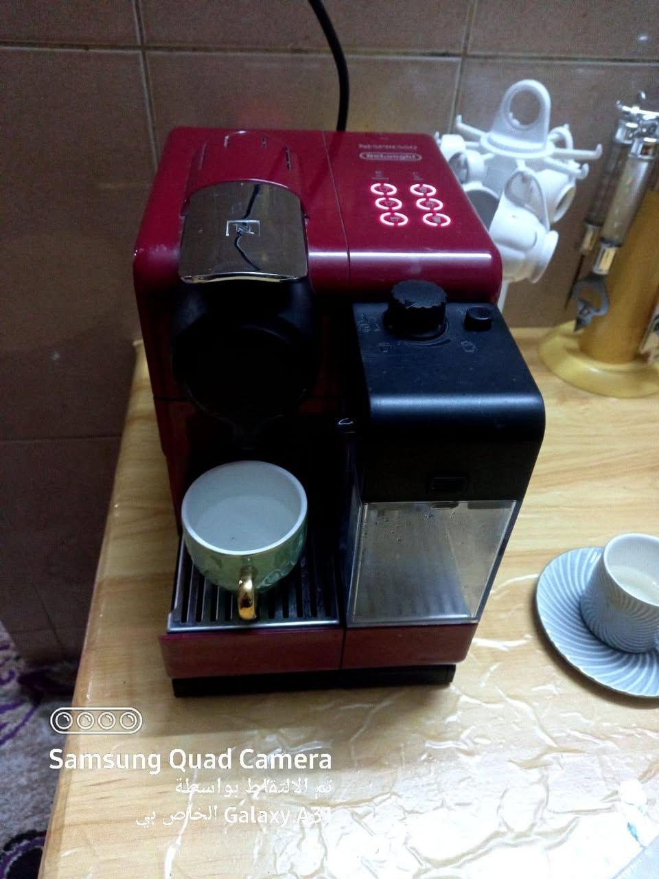 جهاز قهوة كبسولة المنشأ (  إيطالي)   سعر 150وبيها مجال ***********
