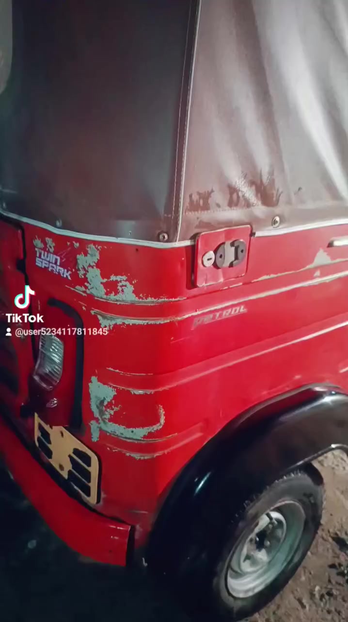 سلام عليكم تكتك البيع 17شهر5وراق كامله الترقيم تكتك بلاديه بيه خياس بس جوه تأثير المامي مكائني نهروان ***********
