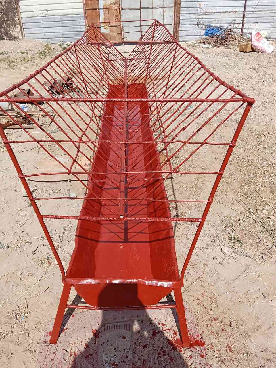 بسم الله..
اشتغل جوابي علف وماء وعلافات باسعار مناسبة 
جابية متر ونص ب٢٠ ألف
جابية مترين ب٢٥ ألف
جابية ٣امتار ب٤٥الف
جابية ٤امتار ب٦٠الف
واشتغل جوابي ذات حوضين حوض للعلف وحوض للحشيش
وجوابي مقسمة بشيش لمنع دخول الماعز داخل الجابية 
حسب الطلب اشتغل كميات شغل درجة اولى بليت تانكي 
ملم ونص ومليمين،مكاني سد حديثة للتواصل خاص 
***********
