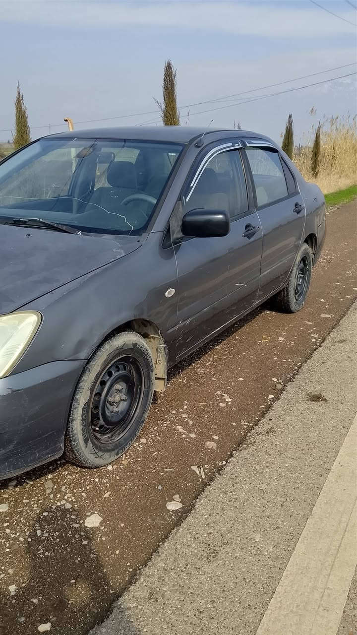 بەناوی خودای گەورە     لانسەر ساق 2006 گێڕ تۆماتیک تەبرید ساردووگەرم لەسەر سویچ گێڕومەکینەو کارەبای تەقەو ڕەقە بەشەرت زەمانی مەدەنی دەکەم داعمولێدراوی نیە سعری 45گەڵا پارەی بڕاوەیەکە***********
