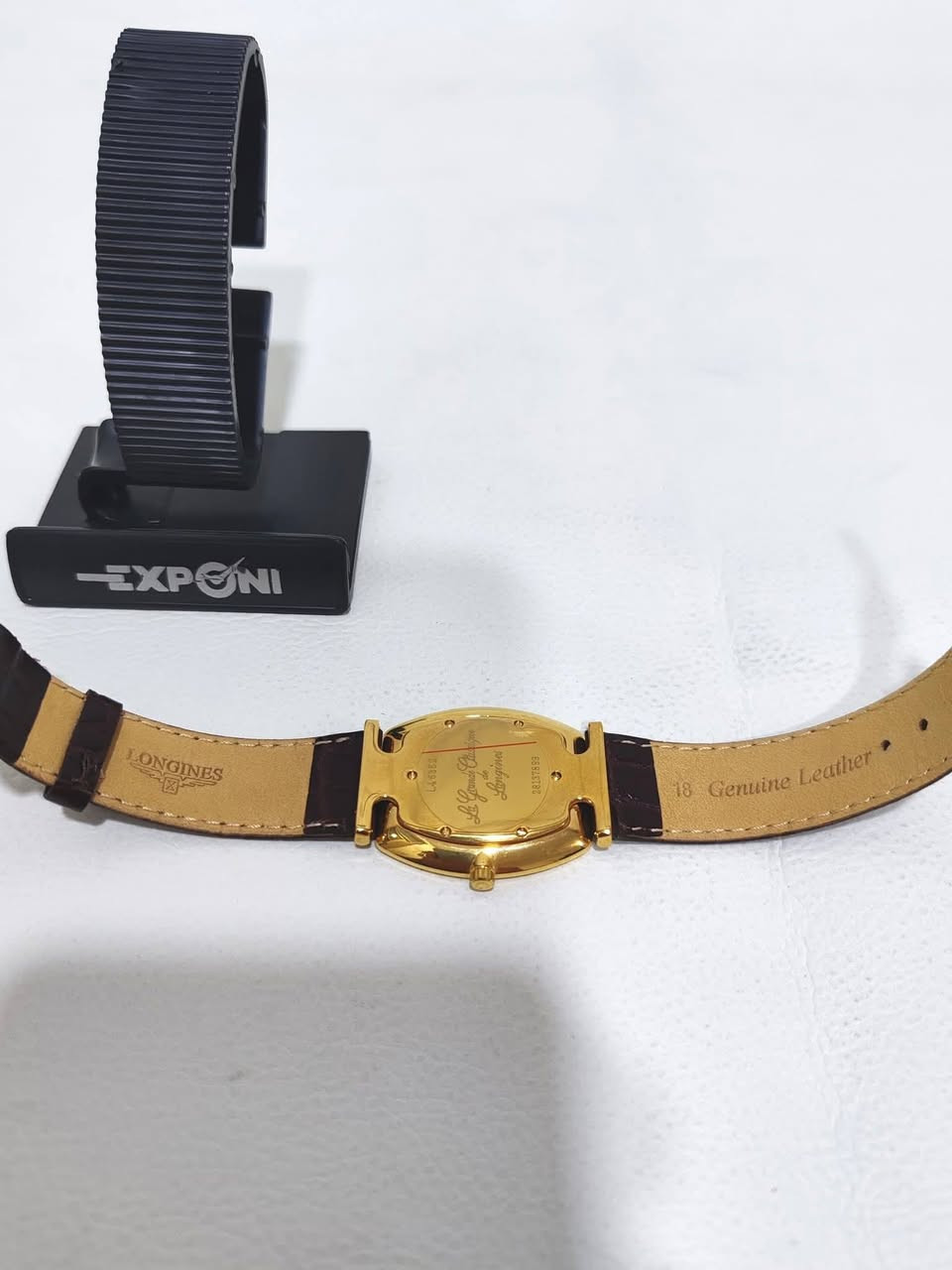 ساعة رجالي لونجين  LONGINES
SWISS  MADE
صناعة سويسري اصلي
غير  مستخدمة لوك
القطر  32  في  30
ساعة مميزة  سير جلد طبيعي لون بني والاطار ذهبي والمينة بيضاء والارقام لاتينية
السعر  220  الف


**إذا كنت صاحب هذا الإعلان وتريد حذفه لأي سبب، رجاءا أرسل رسالة إلى الدعم الفني**