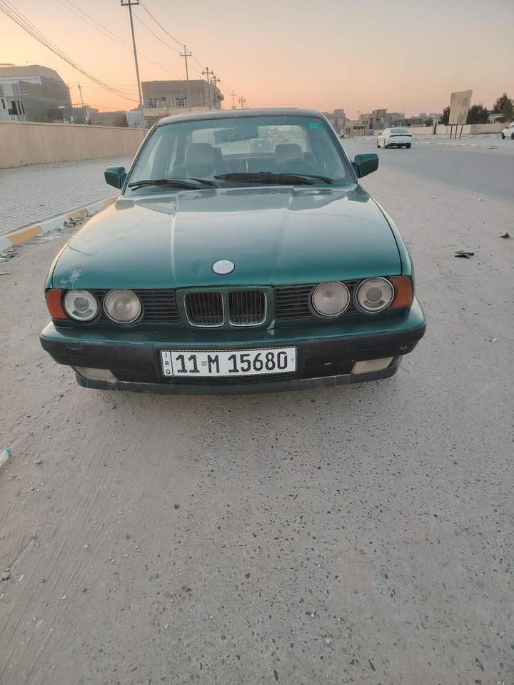 بيئم موديل 93 سياره جاهزه سنويته 2028 سياره جاهزه رقم بغداد باسمننة مكاني الدوانية السعر 37 وبيه مجال 
🛑مكلف بل نشر الاستفسار راعيها  ‭٠٧٨٧ ٣٣٨ ٢٨٩٦‬
