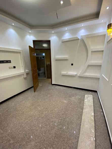 🏡 دار مساحة 75م للإيجار – تجاري او سكني

📍 المنصور / حي المتنبي - شارع نافع داوود او شارع قاعة ضرغام 

❄️ مجهز بـ : سبالت / كاونتر / طباخ / ثلاجة

✨ تفاصيل العقار:
 • 🛋️ صالة ومدخل مستقل
 • 🍽️ مطبخ مجهز، بمدخل منفصل
 • 🛏️ 3 غرف (إحداها أرضية)
 • 🌤️ منور + 🌇 بلكونة
 • 🪟 بيتونة + 🏠 سطح

📸 التصوير متوفر
📞 للاستفسار واتساب أو اتصال: ***********
