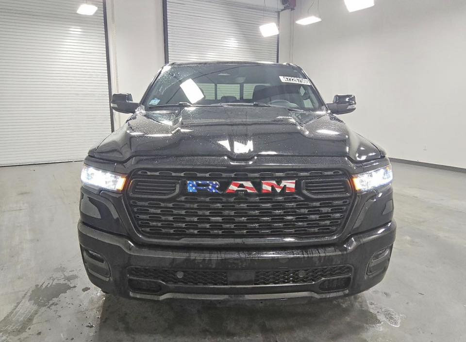 ♦️شركة النخبة - ELITE للمزادات وتجارة السيارات♦️

🔸السلام عليكم ..
♦️نوع السيارة …
♦️RAM - 1500 - BIG HORN - 2025♦️

♦️تاريخ المزايدة غداً الثلاثاء بعد الخامسة مسائاً
♦️2026 - 5 - 12

🔸عداد المسافات - 18 الف ميل فقط .
🔸الاسطوانات - 6 سلندر .
🔸حجم المحرك - 3.6 .
🔸الوقود - بانزين .

♦️الأضرار  :- حسب الصور المرفقة

🔸للدخول الى المزاد او شراء سيارة
🔸او اي استفسار يرجى التواصل مع …

♦️شركة الخبة - ELITEللمزادات وتجارة السيارات♦️

🔹عثمان الناصر - ‭0774 810 7610‬

📍صلاح الدين - قضاء العلم - قيصرية الخالد📍
