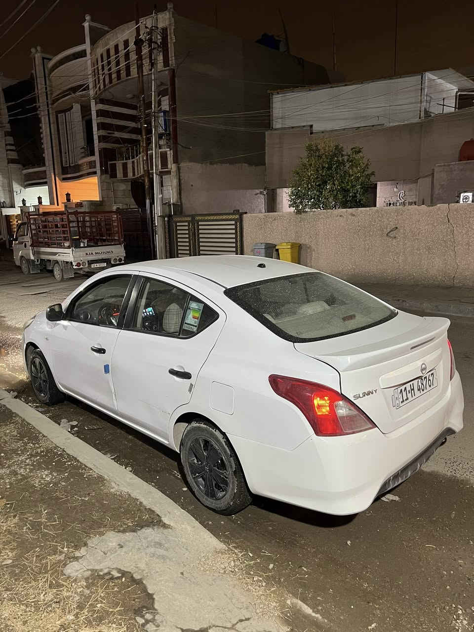 صني هندي2019
رقم بغداد بأسمي 

ماشية 121 الف 

قطعة وحدة تبديل الصندوك وبوسه بالحوض مبينه كلش خفيفة 

تخم تاير جديد

باتري جديد

شاشة كار بلاي يوتيوب 

كامره خلفية 

الداخل مدوشم

حتى تجوه بيها ماكو تزويد اكثر من هيج 

الصدر وسط

بيها فعصات خفيفة موضحة بالصور 

السعر 102$ مجالها حك الجية 

مفول بانزين ومبدل دهن شغل واطلع

***********

مكان السيارة بغداد الدورة
