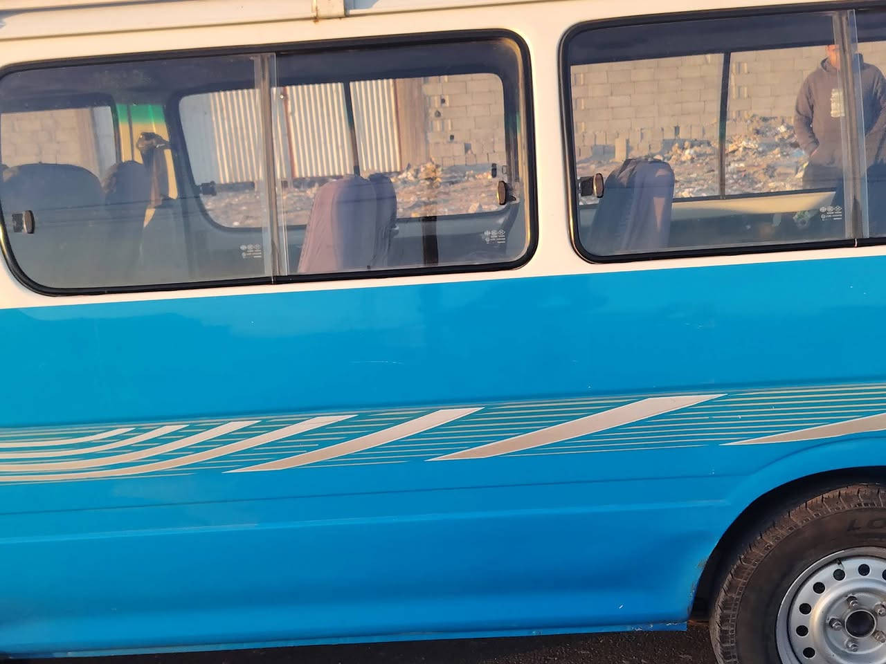 السلام عليكم سياره جنبي شرطيه موديل ١٥ باسمي تحويل ثاني يوم رقم نكليزي مصفره هيئه وغرامات السياره كفاله عامه من الصبغ من الضربه كفاله كلشي مابيهه السياره ما مشتغله خط ابد السياره ماشيه 50 الف حقيقي  كهربائيات كله شلع شغاله السياره زيرو  السعر 69  وبيهه مجال  عنواني بغداد المعامل حي النصر  للاتصال *********** / ***********
